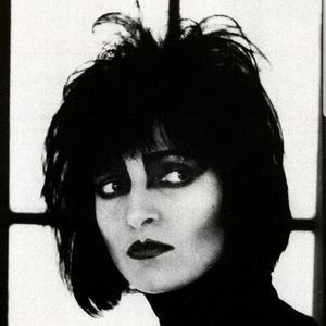 Meet your Posher, Eva